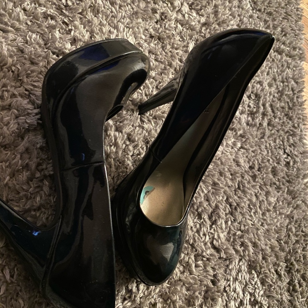 Guess high heels
